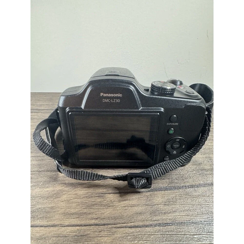 Panasonic Lumix DMC-LZ30 16.1MP Digital Camera 35x Optical Zoom TESTED W/Case